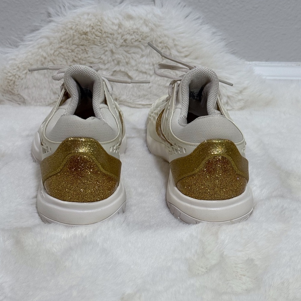 Nike Air Zoom Cage 3 Sneakers Cream and Gold Glitter Athletic Shoes, Size 10 - Picture 6 of 11